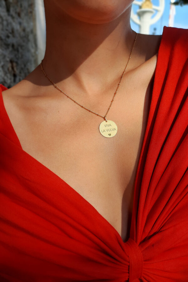 BIJOUX  FÉMINISTES <span class="sous-titre">Médailles</span> – Image 17