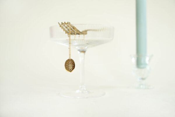 BIJOUX  FÉMINISTES <span class="sous-titre">Médailles</span> – Image 2